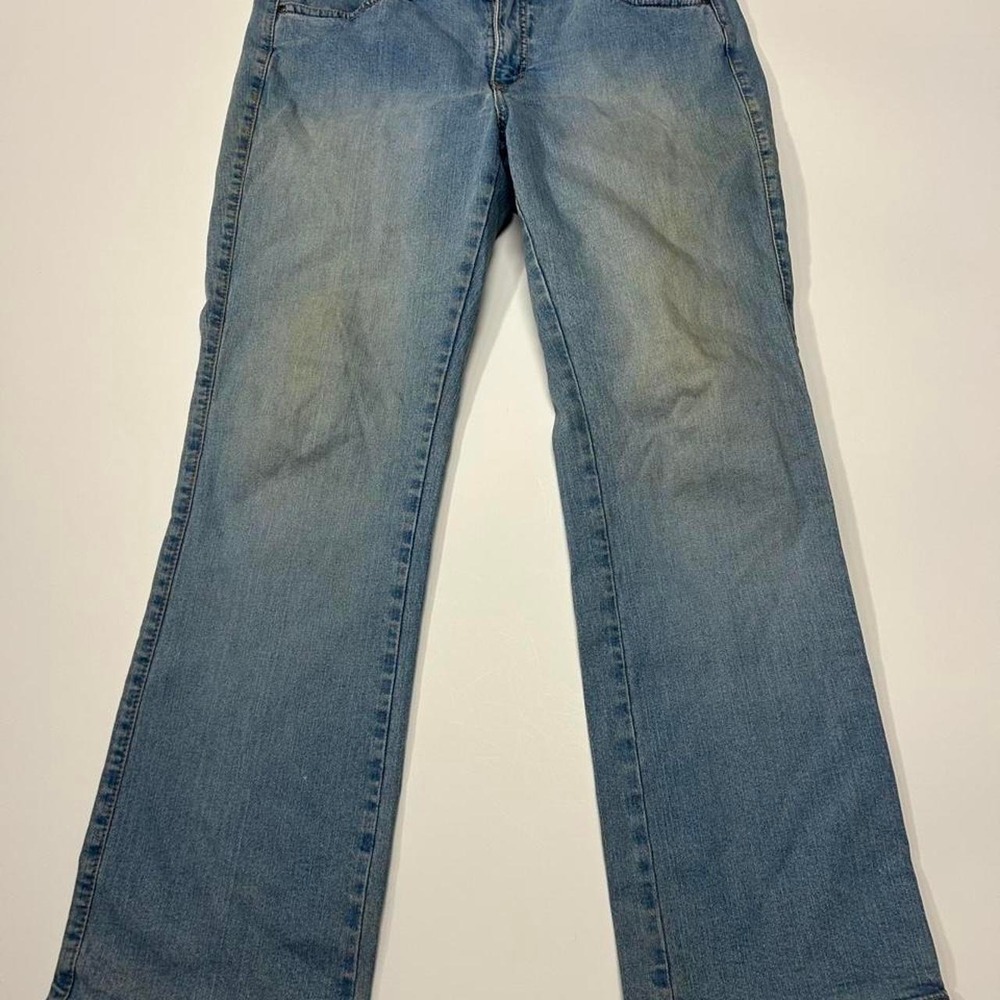 Wrangler Aura Light Wash Short Rise Bootcut Jeans Womens Size 14 Avg